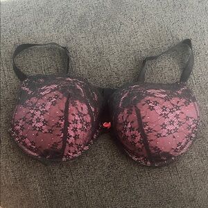 Victoria's Secret Black and Pink Lace Bra
